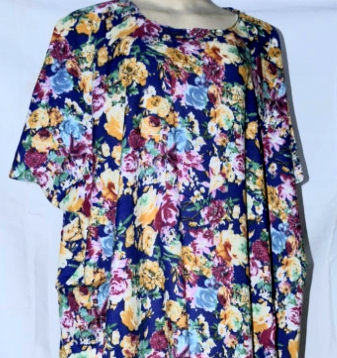 Long flowered viscose free dress