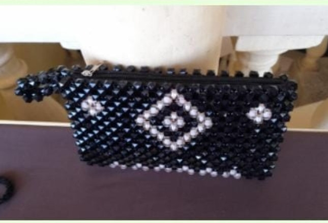 Small Cream and Black Beaded Purse