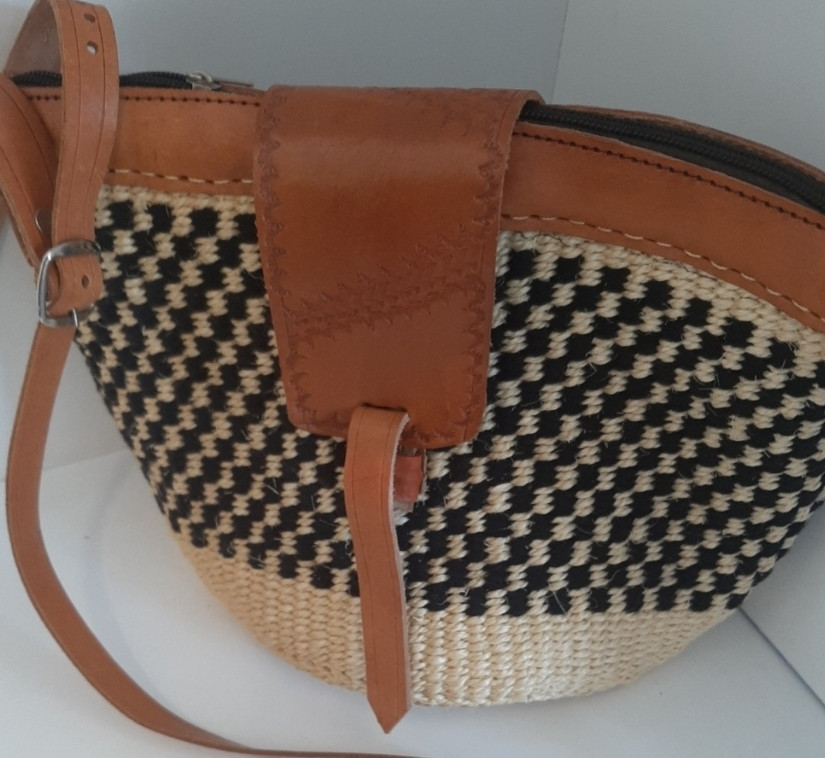 Sisal Sling Bag