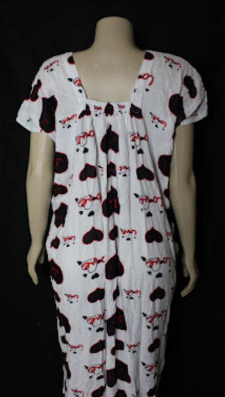 Long White Heart Print Viscose Free Dress