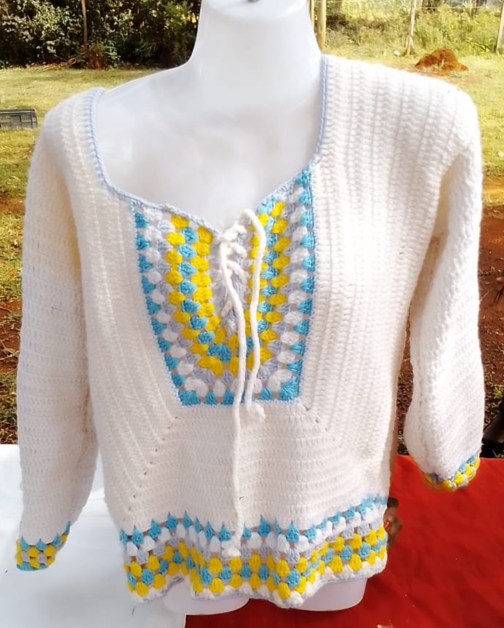 White Knitted Pullover